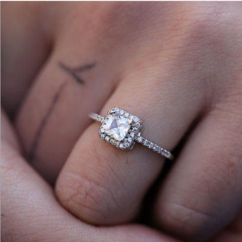 Womens Copper Ring With Square Round Diamond Zircon Micro Set Simple Design For Everyday Wear